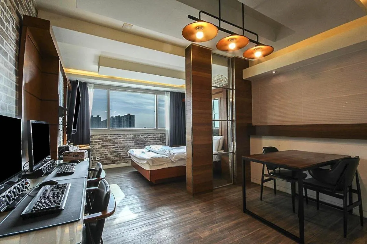Hwamyeong Sky Hotel Busan