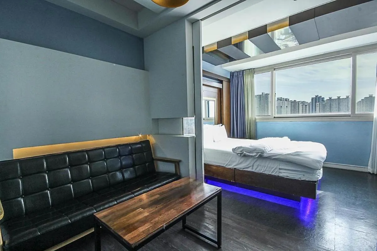 Hwamyeong Sky Hotel Busan 4*,
